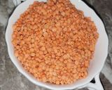 صورة لخطوة 4 من وصفة شوربة العدس الأحمر والقمرون 🦐🦐