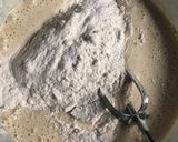 Foto del paso 2 de la receta: Galletitas de vainilla económicas, rendidoras sin manteca y fáciles de hacer