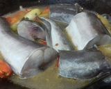 Foto langkah ke 2 dari resep Asem Asem Ikan Laut.