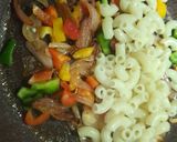 A picture of step 5 of Masala Macaroni-Desi Tadka.