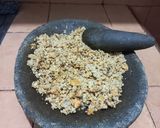 Foto langkah ke 2 dari resep Nasi Tutug Oncom Khas Tasikmalaya.
