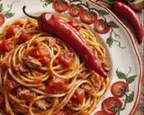 صورة لخطوة 5 من وصفة باستا🍝حارة🌶️بصلصة الطماطم🍅 و التونه🥫