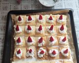1926. Házilag készített krémes eperrel 😋 recept fázis 6 fotója