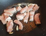 รูปขั้นตอนการทำที่ 4 ของ ราดหน้าหมู คีโต Keto