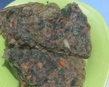 Foto langkah ke 3 dari resep Telur dadar bayam plus wortel.