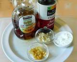 A Green Salad with Garlic- Honey sauce dressing recipe step 1 photo