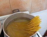 Foto del paso 4 de la receta: Tallarines con pollo al champiñon