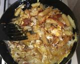 Foto del paso 2 de la receta: Bifes con revuelto de papas y huevo
