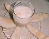 खरबूज मिल्क शेक (Musk Melon Milk Shake Recipe In Marathi) रेसिपी स्टेप 2 फोटो 