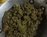 A picture of step 13 of Daal Palak.