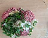 A picture of step 1 of Homemade Burger Patties.