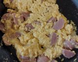 Foto del paso 3 de la receta: Huevo revuelto con mostaza y salchicha