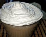 A picture of step 7 of Biscuit Milk shakes 3 types.