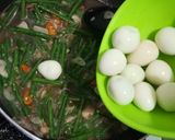 Foto langkah ke 4 dari resep Tumis kacang panjang telur puyuh.