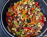 A picture of step 2 of Cashew cabbage.