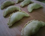 Foto langkah ke 4 dari resep RESEP KARIPAP PUSING / Curry puff.