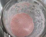 A picture of step 2 of Apple Strawberry Shake.