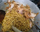 Foto langkah ke 3 dari resep Mie Goreng khas Jogja.