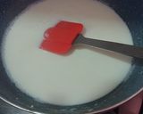 A picture of step 1 of Zaafran & gulab Chenna kheer.