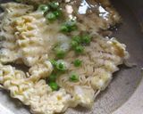 ম্যাগি অমলেট(maggi omelette recipe in bengali) রেসিপির ধাপ 1 ছবি