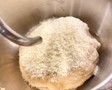 Foto del paso 9 de la receta: Panettone con pasas y chocolate blanco “sin gluten”