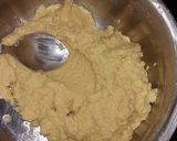 A picture of step 1 of Moong Dal Ke Pakoda.