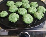 A picture of step 4 of Hariyali tikki.