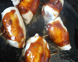 Foto del paso 5 de la receta: Rollitos de pollo rellenos de jamón serrano y queso de trufa