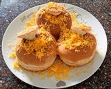 बनी चाव (bunny chow recipe in marathi) रेसिपी स्टेप 5 फोटो 