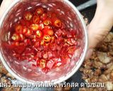 รูปขั้นตอนการทำที่ 6 ของ หมูสามชั้นผัดกะปิ