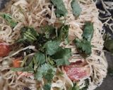 Gambar langkah 6 resipi Fusion Style Garlic Cream Beef Angel Hair with Grilled Veggies.