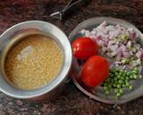 A picture of step 1 of Dry moong dal.