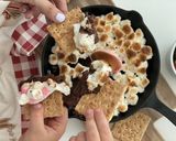 Foto del paso 3 de la receta: Dip de s'mores con chocolate y bombones