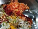 आलू पालक भाजी (aloo palak bhaji recipe in marathi)