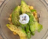 Foto del paso 2 de la receta Hummus de aguacate