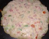 A picture of step 4 of Suji ka chilla.