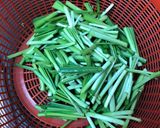 炒韭菜的食譜步驟1照片