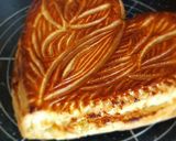 Une image de l'étape 20 de -Galette frangipane-.