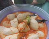Foto langkah ke 4 dari resep Seblak otak-otak baso.