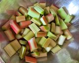 Rebarbarás-epres morzsapite szénhidrátszegény recept fázis 1 fotója
