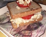 A picture of step 4 of Tomato Mayo Egg Sandwich.