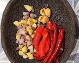 Foto langkah ke 4 dari resep Seblak Jamur Enoki.