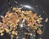 Une image de l'étape 2 de Suprêmes de poulet sauce champignons.