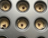 Foto del paso 4 de la receta: Magdalenas de manzana con sorpresa de chocolate