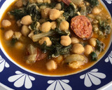 Foto del paso 6 de la receta: Garbanzos con acelgas, y con chorizo