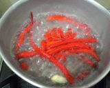 Foto langkah ke 2 dari resep Sambal Korek (rebus).