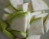 Foto langkah ke 1 dari resep Sayur bening waluh (labu) putih.