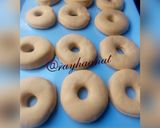 A picture of step 4 of Plain doughnuts.