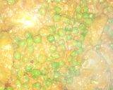 A picture of step 9 of Peas and potato curry.