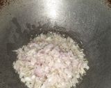 A picture of step 3 of Veg Mayo Frankie.